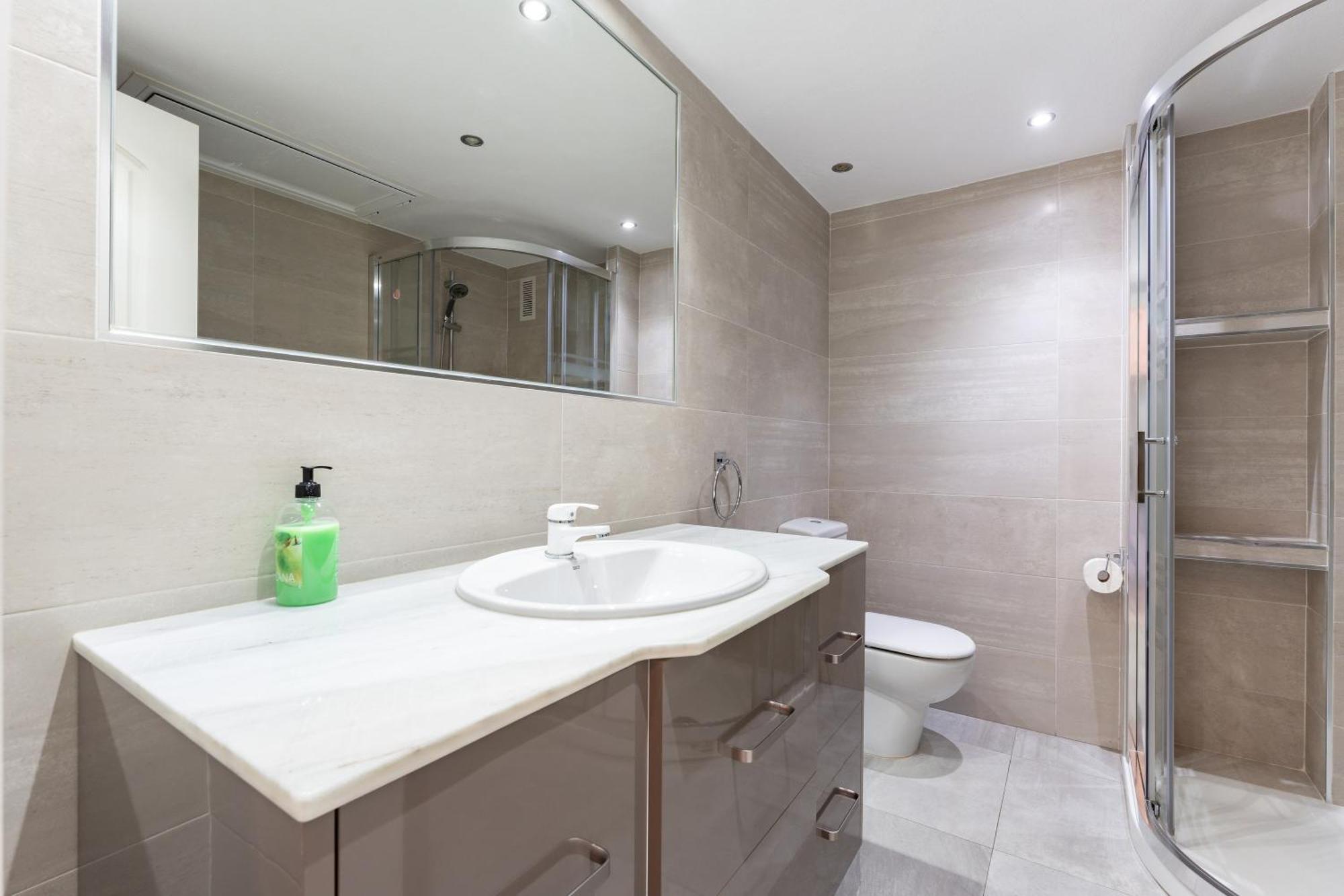 Pyr Studio Apt Partial Seaview Fuengirola Dış mekan fotoğraf