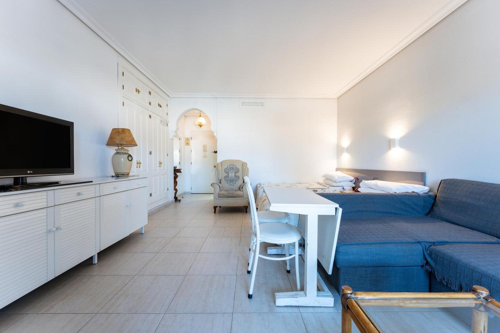 Pyr Studio Apt Partial Seaview Fuengirola Dış mekan fotoğraf