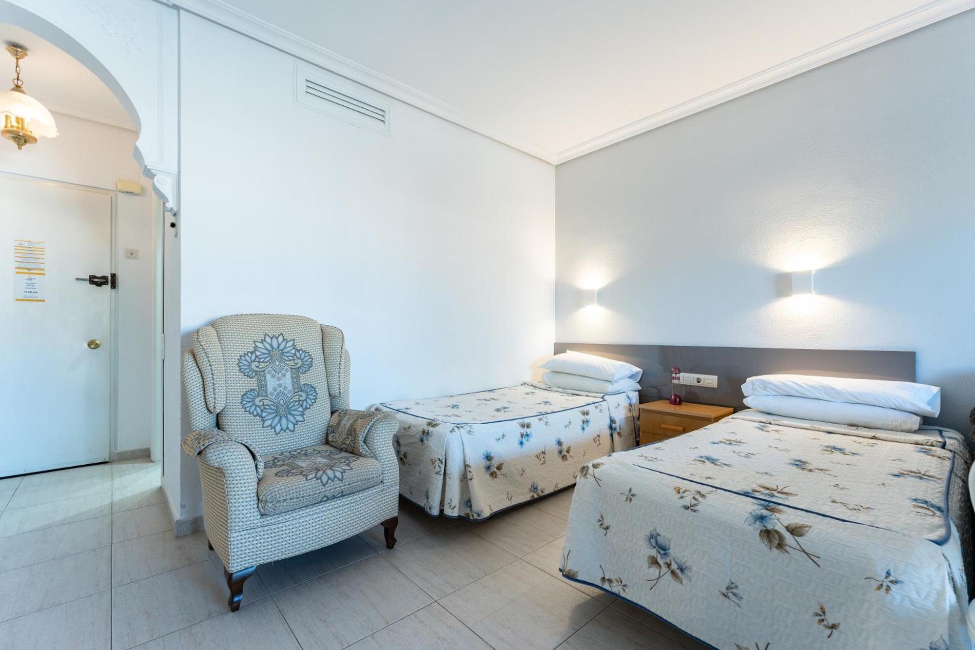 Pyr Studio Apt Partial Seaview Fuengirola Dış mekan fotoğraf